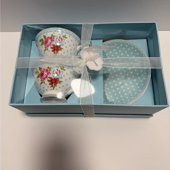 Floral Teacup and Saucer Set - Picture 2 of 2